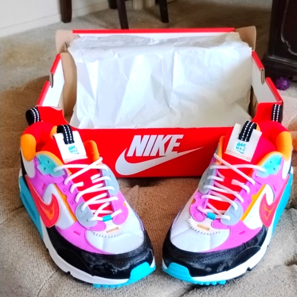 🎉 Brand New- Nike Air Max 90  Futura / Women's Size 9
